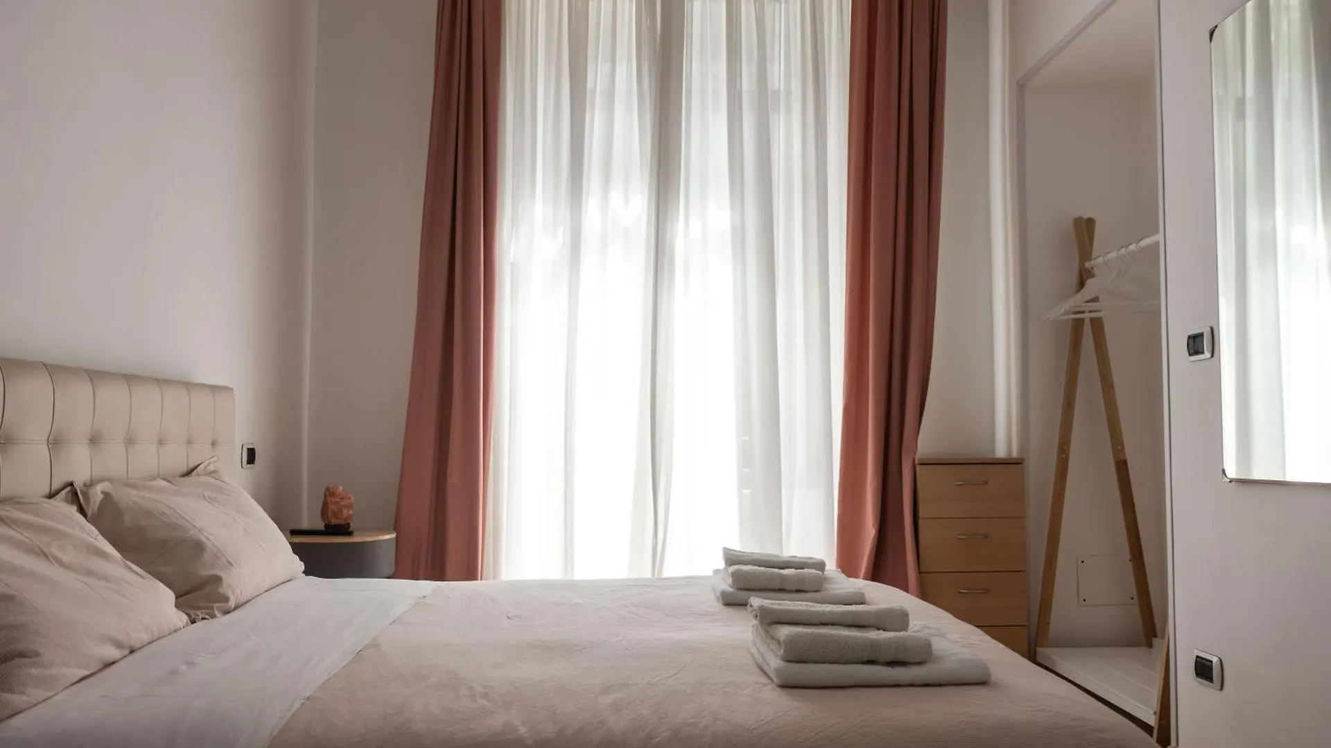 Casa Matteo53 Termini - Castro Pretorio Apartment Rome